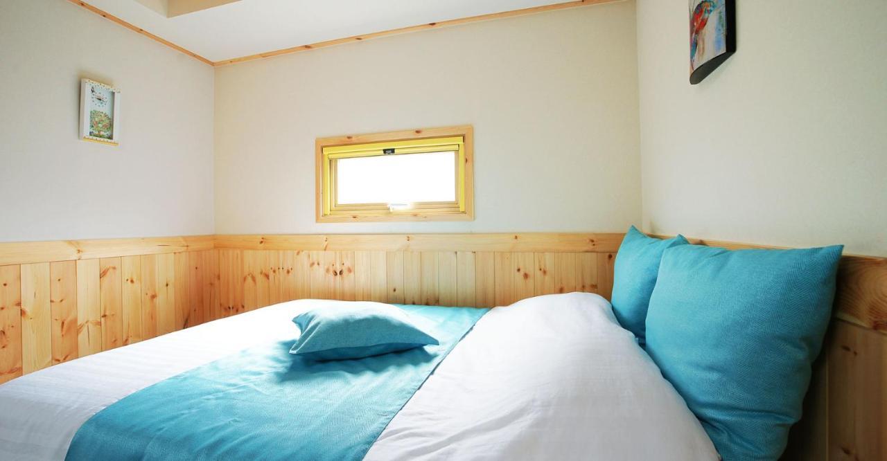 Gotjawal Geomunoreum Pension Чеджудо Экстерьер фото