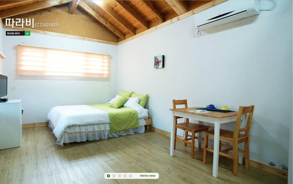 Gotjawal Geomunoreum Pension Чеджудо Экстерьер фото